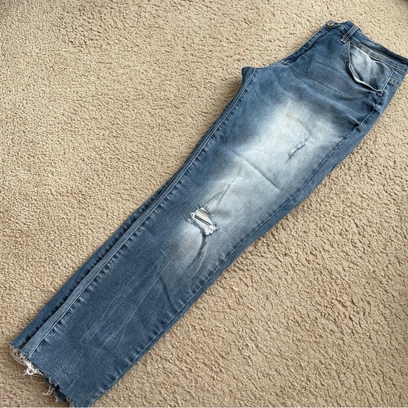 KanCan jeans, light wash - Picture 3 of 10